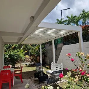 F2 Rez De Jardin Carbet Appartement